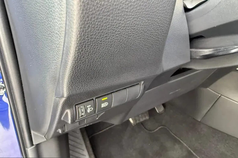 Toyota Corolla Cross din 2024 cu 14.664 km - oferta TOY227469 - foto 23