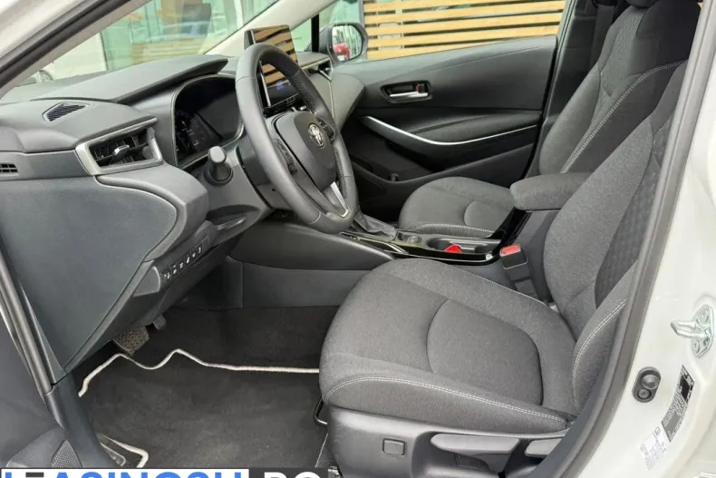 Toyota Corolla din 2025 cu 2.576 km - oferta TOY227472 - foto 13