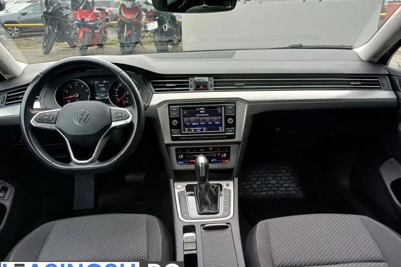 Volkswagen Passat din 2020 cu 96.676 km - oferta VOL227477 - foto 13