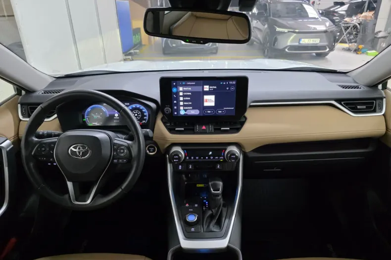 Toyota RAV4 din 2024 cu 53.745 km - oferta TOY227481 - foto 8