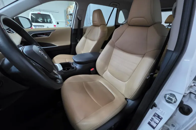 Toyota RAV4 din 2024 cu 53.745 km - oferta TOY227481 - foto 10
