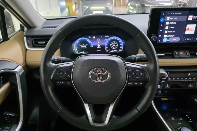 Toyota RAV4 din 2024 cu 53.745 km - oferta TOY227481 - foto 12