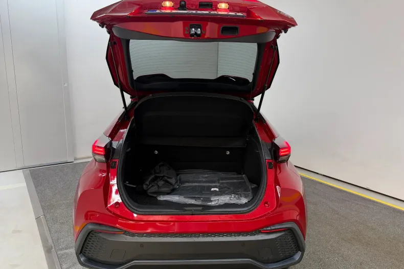 Toyota C-HR din 2025 cu 9.086 km - oferta TOY227483 - foto 7