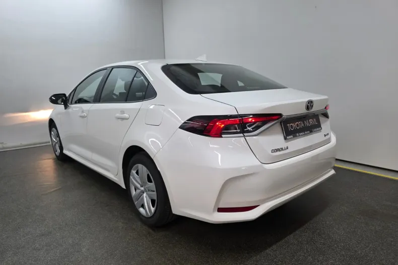 Toyota Corolla din 2025 cu 9.500 km - oferta TOY227484 - foto 3