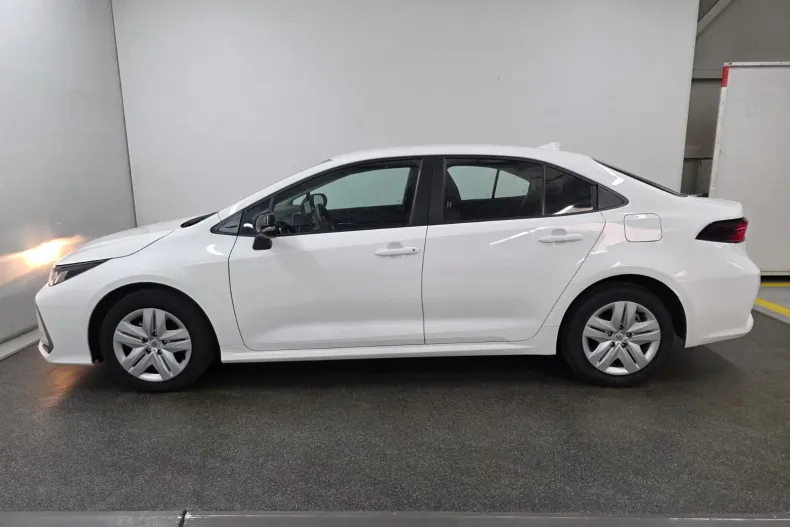 Toyota Corolla din 2025 cu 9.500 km - oferta TOY227484 - foto 4