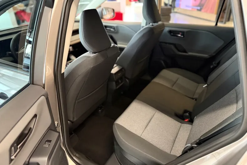 Toyota RAV4 din 2026 cu 10 km - oferta TOY227485 - foto 14