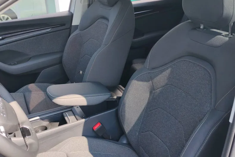 Skoda Kodiaq din 2025 cu 15 km - oferta SKO227497 - foto 13
