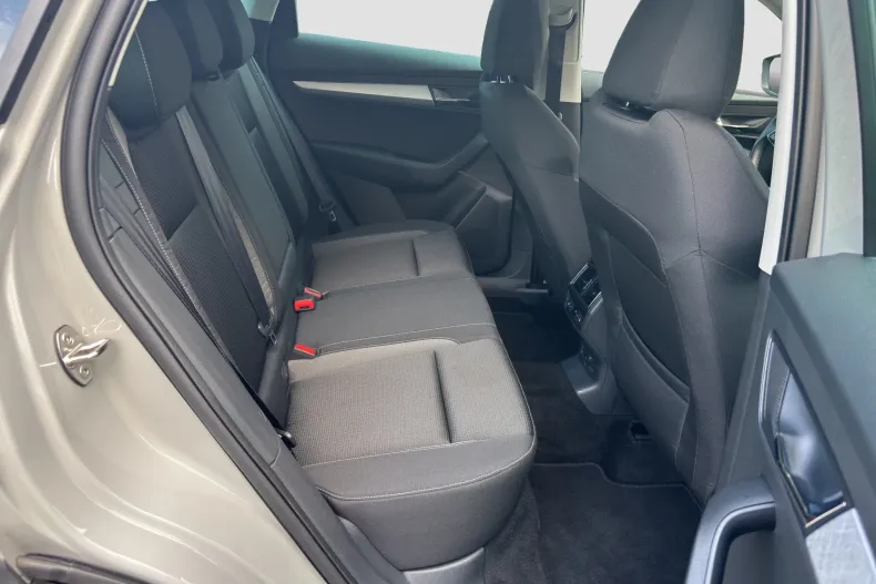 Skoda Karoq din 2022 cu 111.300 km - oferta SKO227500 - foto 8