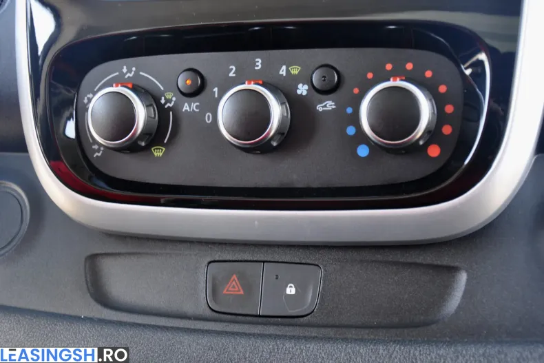Renault Trafic din 2020 cu 147.796 km - oferta REN227516 - foto 20