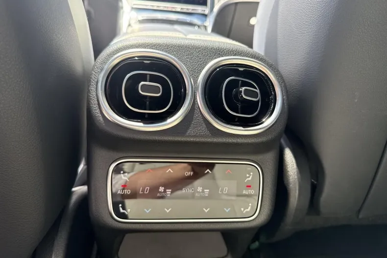 Mercedes-Benz GLC (Clasa GLC) din 2025 cu 20.223 km - oferta MER227522 - foto 20
