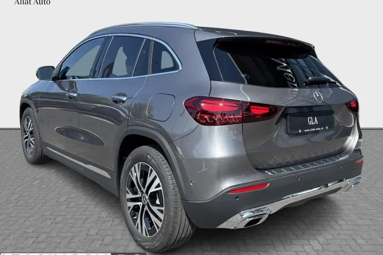 Mercedes-Benz GLA (Clasa GLA) din 2026 cu 6.000 km - oferta MER227523 - foto 4