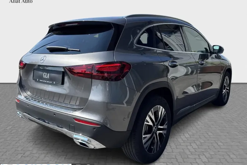 Mercedes-Benz GLA (Clasa GLA) din 2026 cu 6.000 km - oferta MER227523 - foto 5