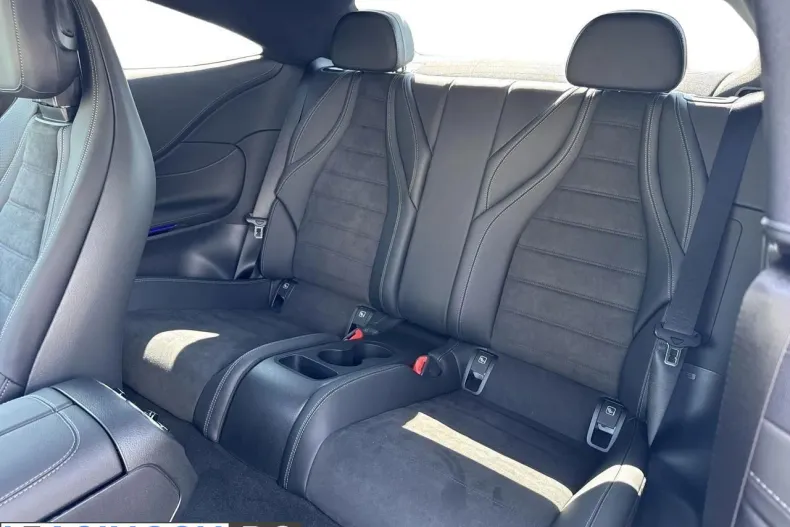 Mercedes-Benz CLE 200 (Clasa CLE) din 2026 cu 4 km - oferta MER227526 - foto 11