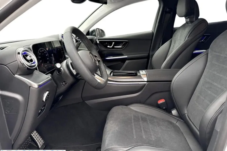 Mercedes-Benz GLC (Clasa GLC) din 2025 cu 8 km - oferta MER227529 - foto 10