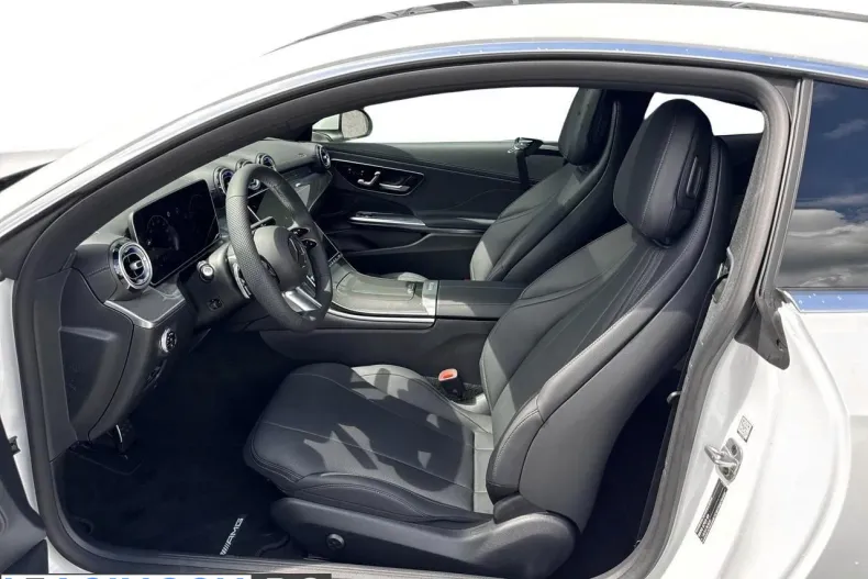 Mercedes-Benz CLE 200 (Clasa CLE) din 2025 cu 6.000 km - oferta MER227531 - foto 12