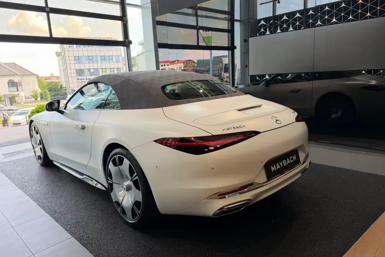 Mercedes-Benz SL 680 (Clasa SL) din 2025 cu 12.300 km - oferta MER227543 - foto 6