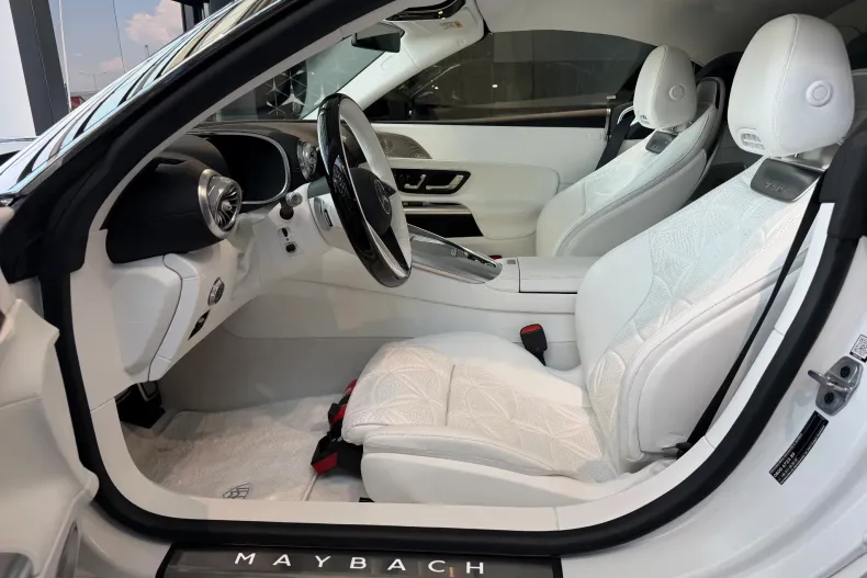 Mercedes-Benz SL 680 (Clasa SL) din 2025 cu 12.300 km - oferta MER227543 - foto 9