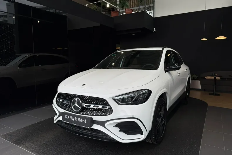 Mercedes-Benz GLA (Clasa GLA) din 2026 cu 6 km - oferta MER227544 - foto 3