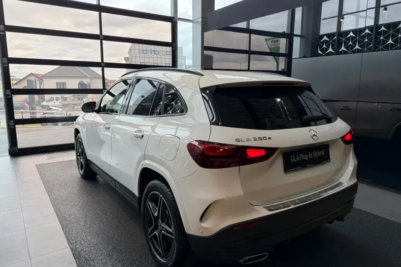 Mercedes-Benz GLA (Clasa GLA) din 2026 cu 6 km - oferta MER227544 - foto 6