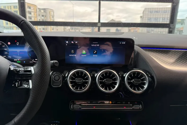 Mercedes-Benz GLA (Clasa GLA) din 2026 cu 6 km - oferta MER227544 - foto 15