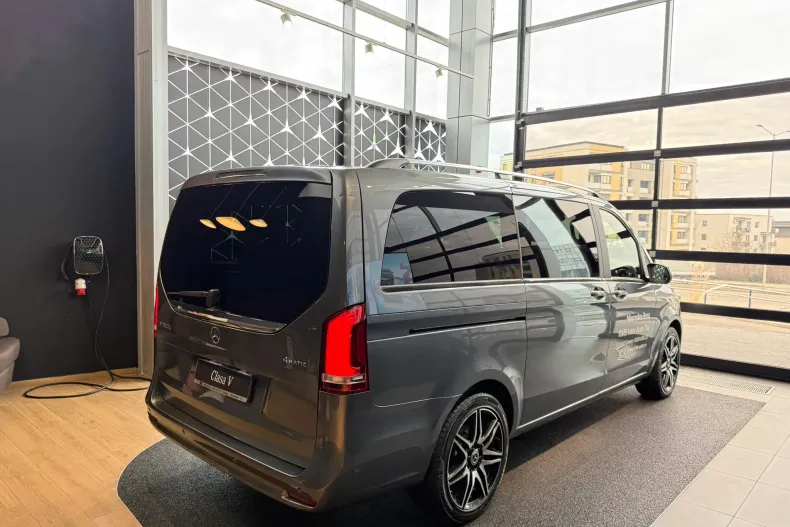 Mercedes-Benz V (Clasa V) din 2023 cu 60.000 km - oferta MER227545 - foto 4
