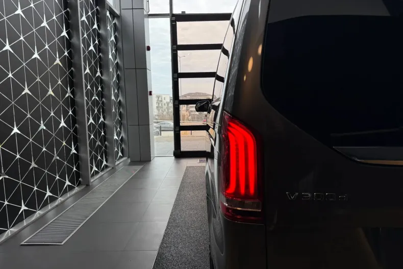 Mercedes-Benz V (Clasa V) din 2023 cu 60.000 km - oferta MER227545 - foto 22