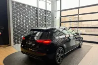 Mercedes-Benz A 200 (Clasa A) din 2023 cu 10.100 km - oferta MER227546 - foto 4