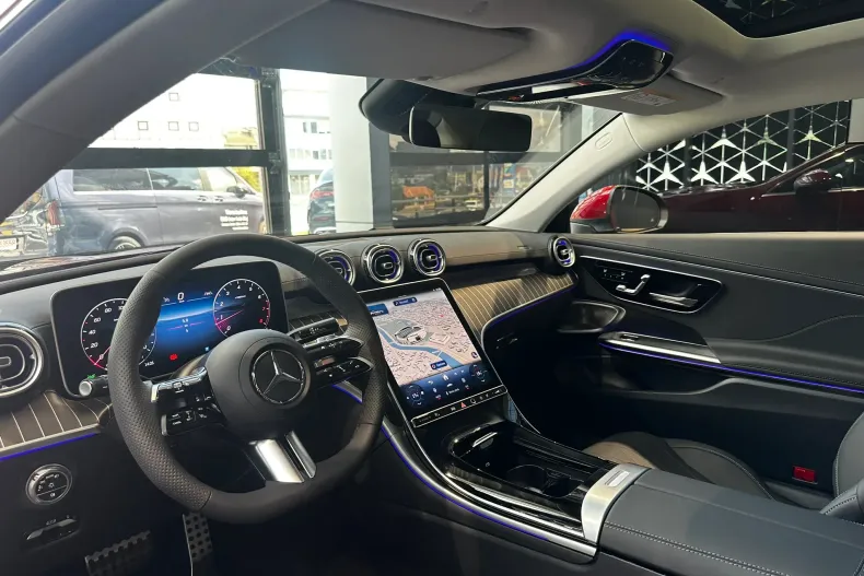 Mercedes-Benz CLE 300 (Clasa CLE) din 2025 cu 23 km - oferta MER227550 - foto 5