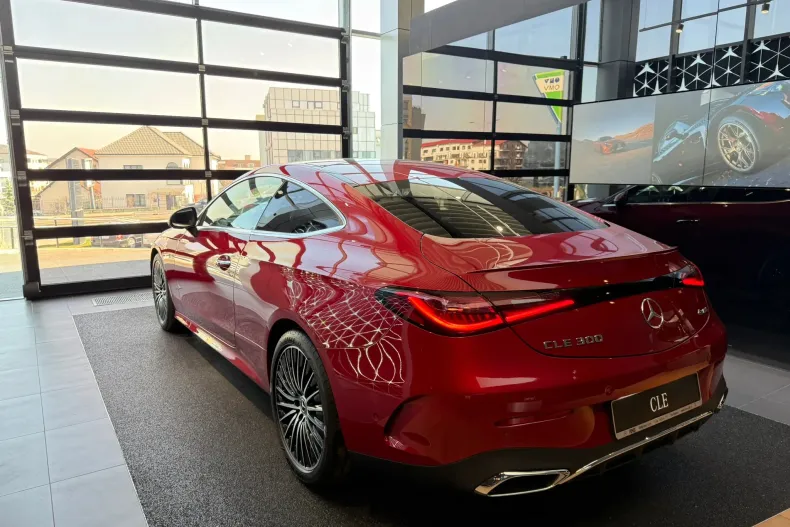 Mercedes-Benz CLE 300 (Clasa CLE) din 2025 cu 23 km - oferta MER227550 - foto 6