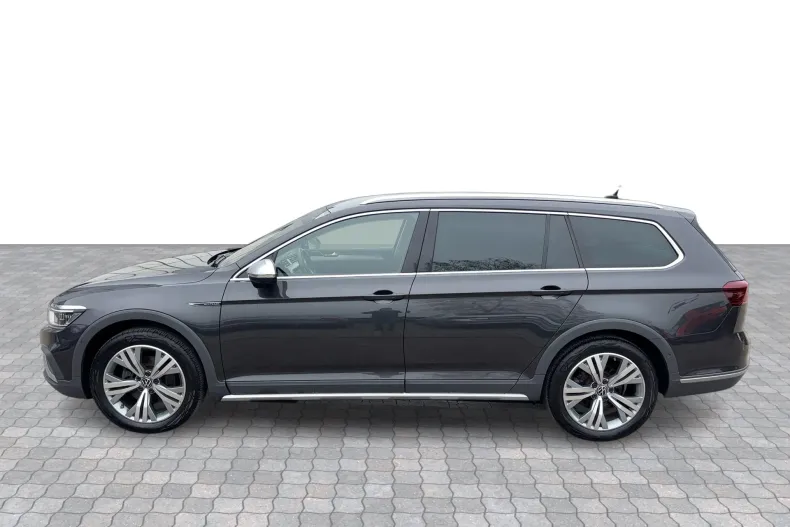 Volkswagen Passat Alltrack din 2023 cu 83.268 km - oferta VOL227559 - foto 2