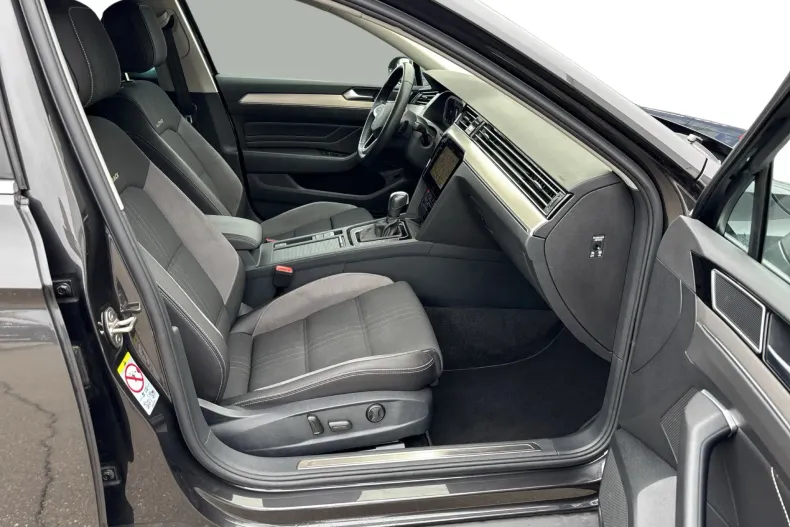 Volkswagen Passat Alltrack din 2023 cu 83.268 km - oferta VOL227559 - foto 27