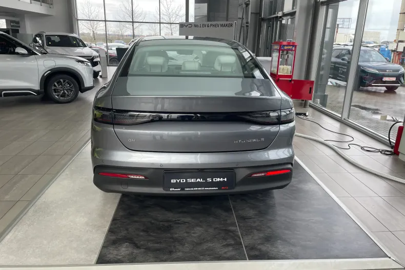BYD Seal 5 din 2025 cu 1 km - oferta BYD227565 - foto 5
