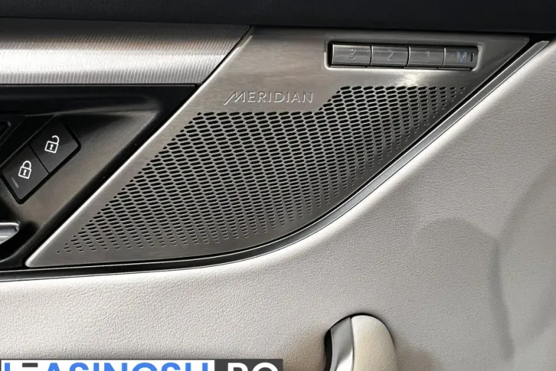 Jaguar F-Pace din 2024 cu 10.752 km - oferta JAG227589 - foto 8