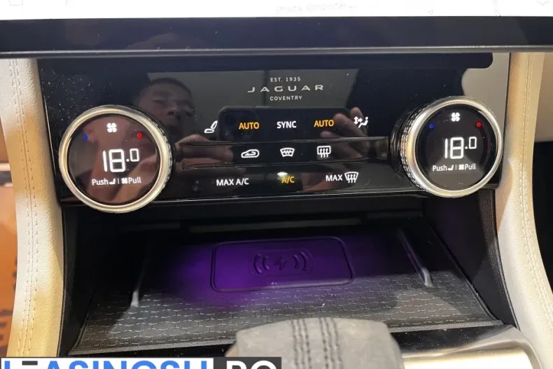 Jaguar F-Pace din 2024 cu 10.752 km - oferta JAG227589 - foto 19