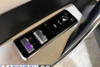 Jaguar F-Pace din 2024 cu 10.752 km - oferta JAG227589 - foto 25