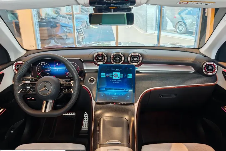 Mercedes-Benz GLC (Clasa GLC) din 2026 cu 1 km - oferta MER227608 - foto 4