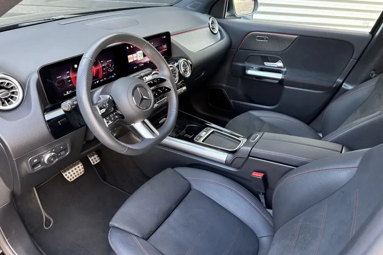 Mercedes-Benz GLA (Clasa GLA) din 2025 cu 10.014 km - oferta MER227610 - foto 6