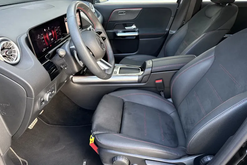 Mercedes-Benz GLA (Clasa GLA) din 2025 cu 10.014 km - oferta MER227610 - foto 24