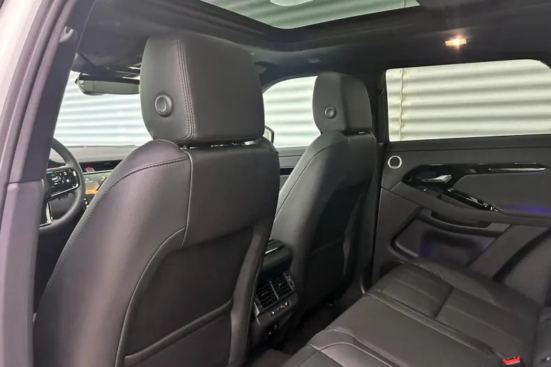 Land Rover Range Rover Evoque din 2025 cu 1 km - oferta LAN227618 - foto 9