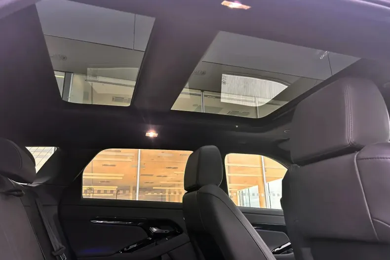 Land Rover Range Rover Evoque din 2025 cu 1 km - oferta LAN227618 - foto 11