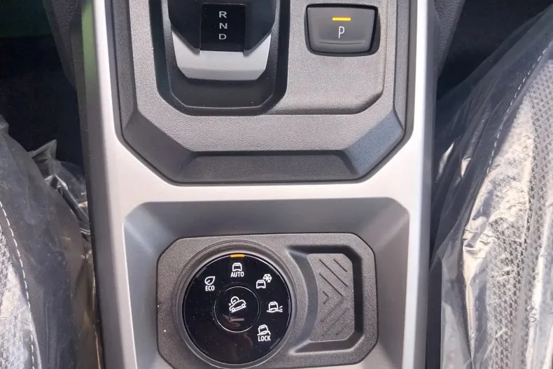 Dacia Duster din 2026 cu 6 km - oferta DAC227622 - foto 7