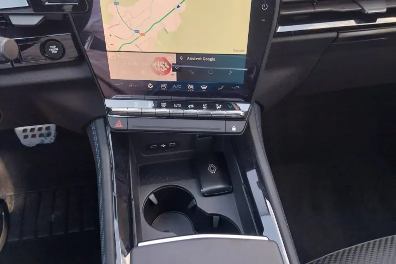 Renault Austral din 2024 cu 20 km - oferta REN227623 - foto 8