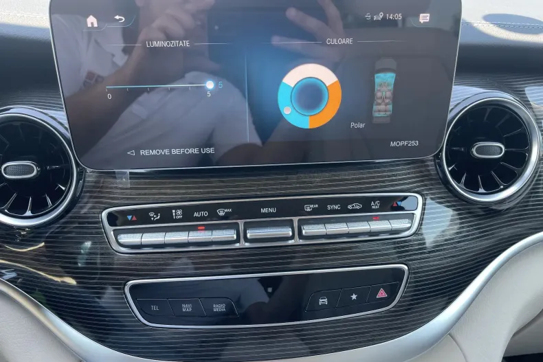 Mercedes-Benz V (Clasa V) din 2023 cu 12.938 km - oferta MER227630 - foto 17