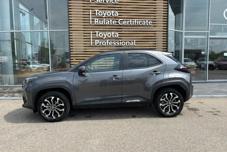 Toyota Yaris Cross din 2026 cu 1.340 km - oferta TOY227633 - foto 9