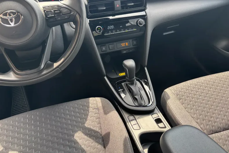 Toyota Yaris Cross din 2026 cu 1.340 km - oferta TOY227633 - foto 17
