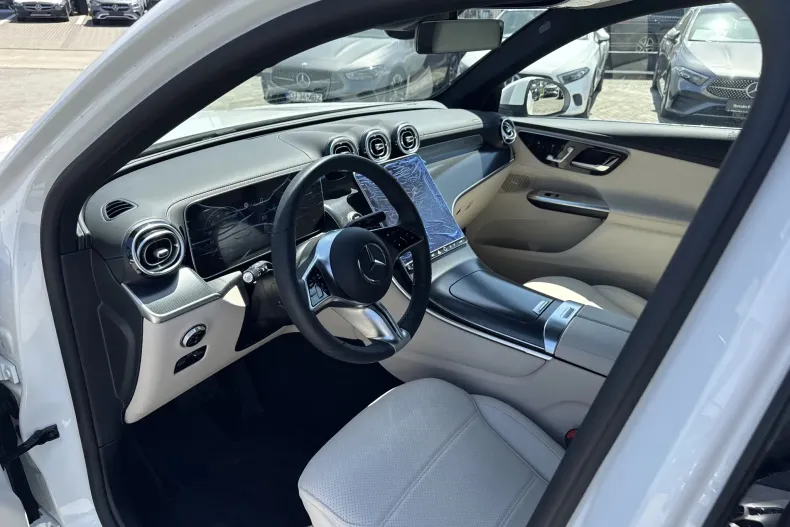 Mercedes-Benz GLC (Clasa GLC) din 2025 cu 3.700 km - oferta MER227640 - foto 10
