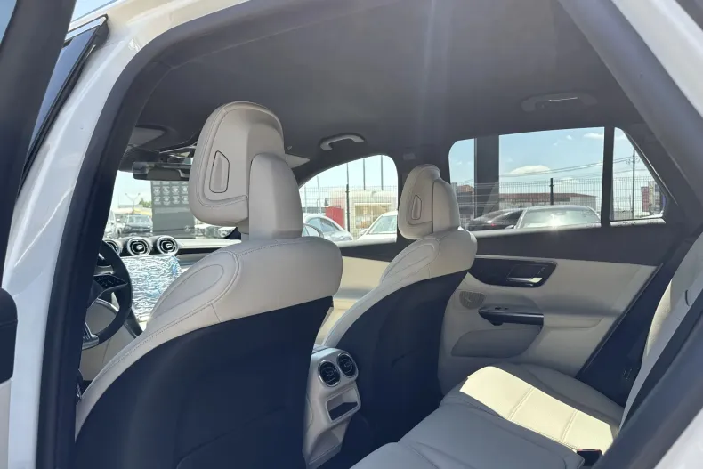 Mercedes-Benz GLC (Clasa GLC) din 2025 cu 3.700 km - oferta MER227640 - foto 15