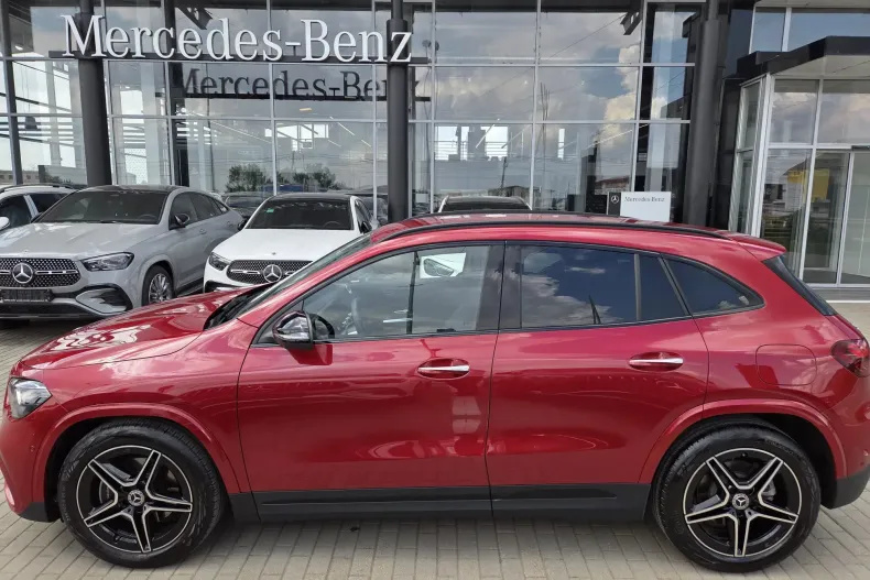 Mercedes-Benz GLA (Clasa GLA) din 2025 cu 8.900 km - oferta MER227642 - foto 2