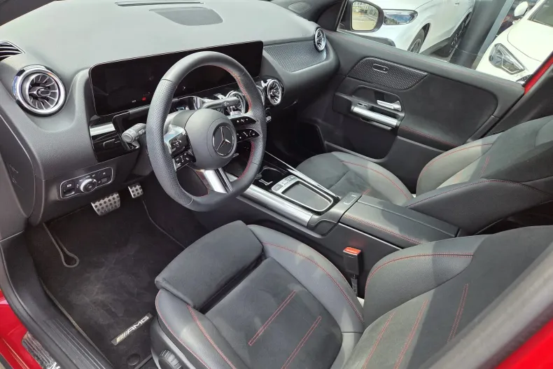 Mercedes-Benz GLA (Clasa GLA) din 2025 cu 8.900 km - oferta MER227642 - foto 14