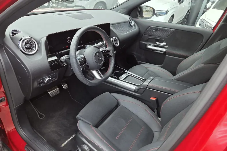 Mercedes-Benz GLA (Clasa GLA) din 2025 cu 8.900 km - oferta MER227642 - foto 18